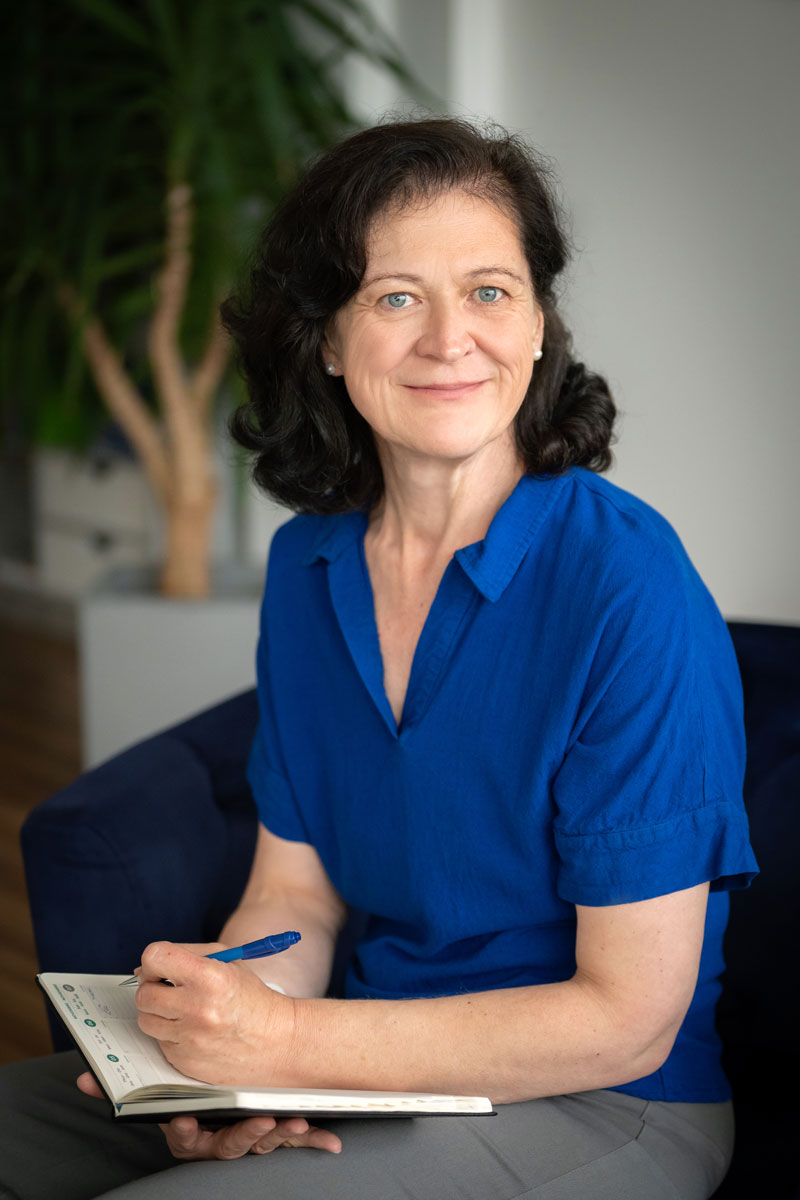 web_barbara_weingraber_portrait1_3946_2026